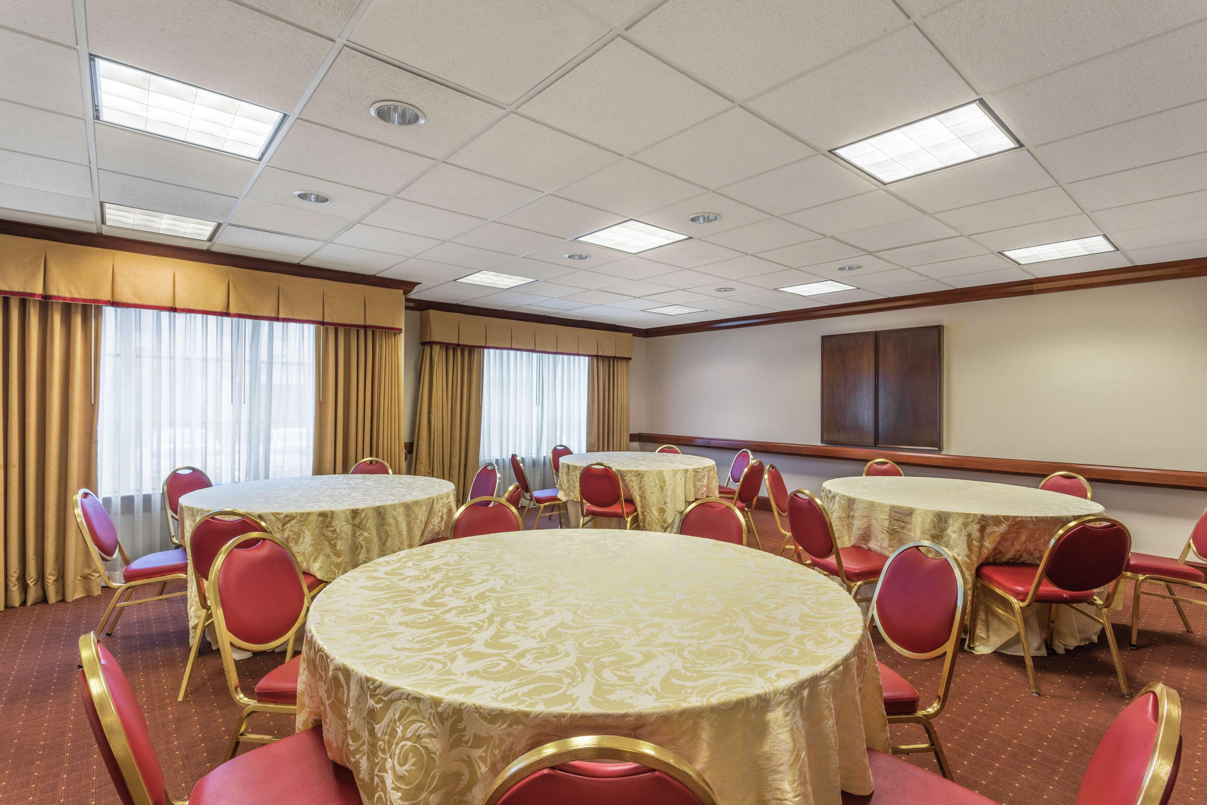 Homewood Suites By Hilton Newark-Wilmington South Area Екстер'єр фото